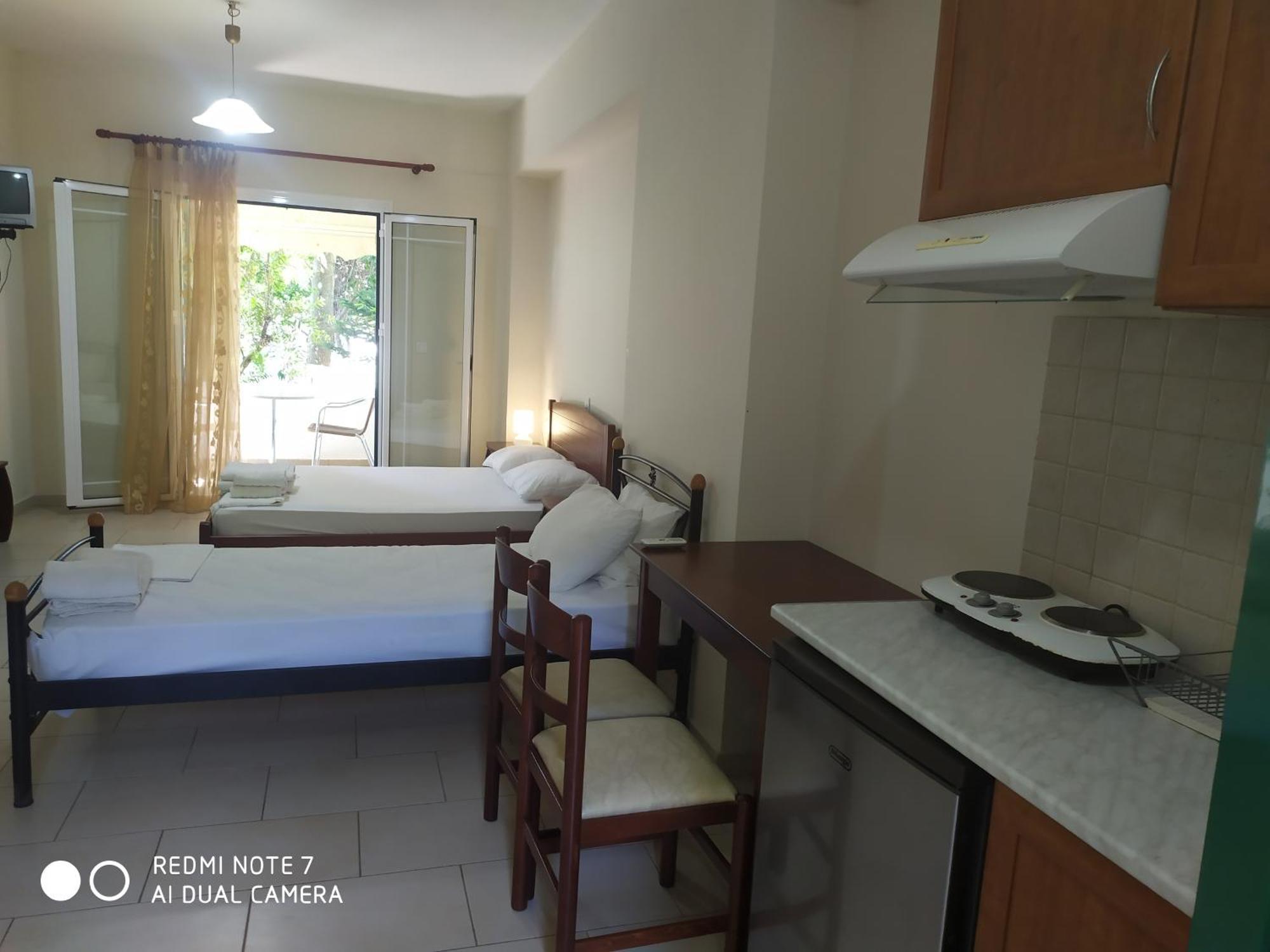 Lenia Studios Kalamítsi Dış mekan fotoğraf